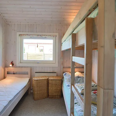 Ferienhaus Two-bedroom Holiday In Sjolund